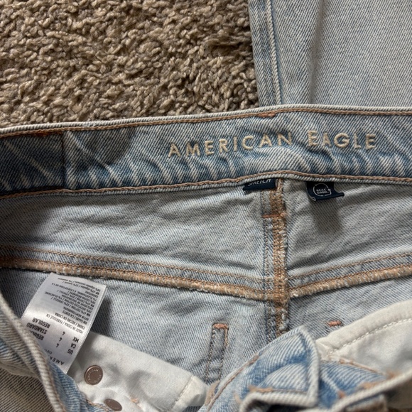 American Eagle High Rise Straight Jeans - Picture 5 of 5